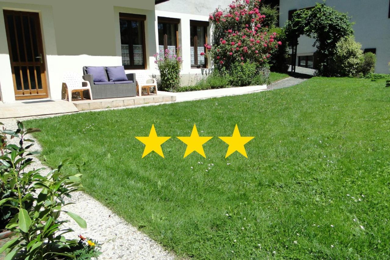Gîte 295 Montagnes du Jura avec Spa et Sauna classé 3 étoiles Foncine-le-Haut Extérieur photo